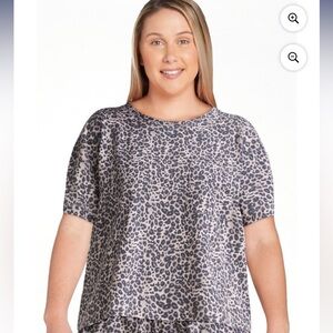 💜Joyspun Women’s Scoop Neck Sleepwear Leopard Pajama “TOP ONLY” Size:(8-10)